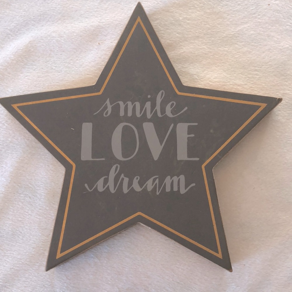Three Girls & A Wish Wood Star Decor